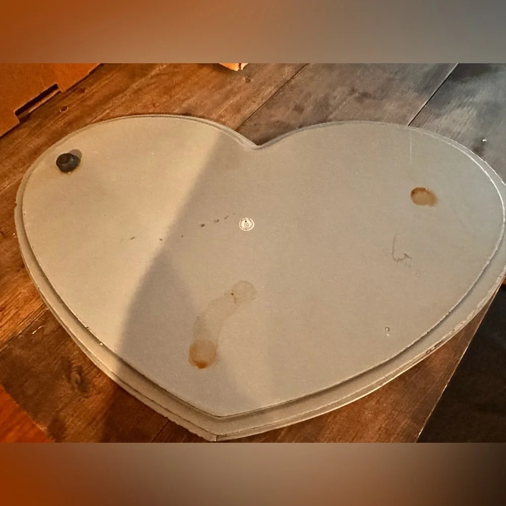 Elegant Venetian Heart-Shaped Silver Wall Mirror by Studio Silversmiths 12 x 18